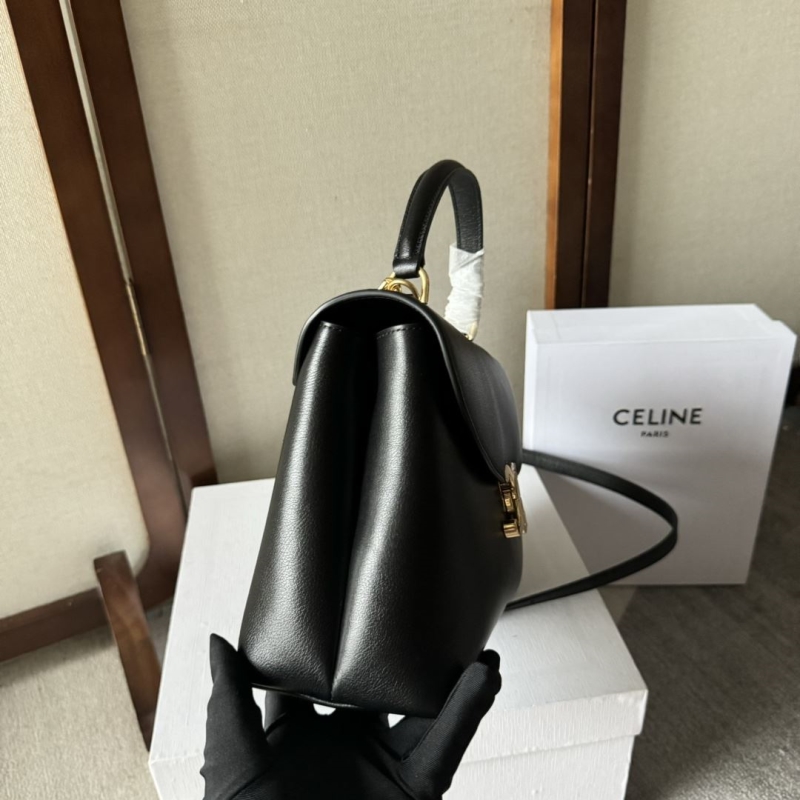 Ce1i*e kelly bags